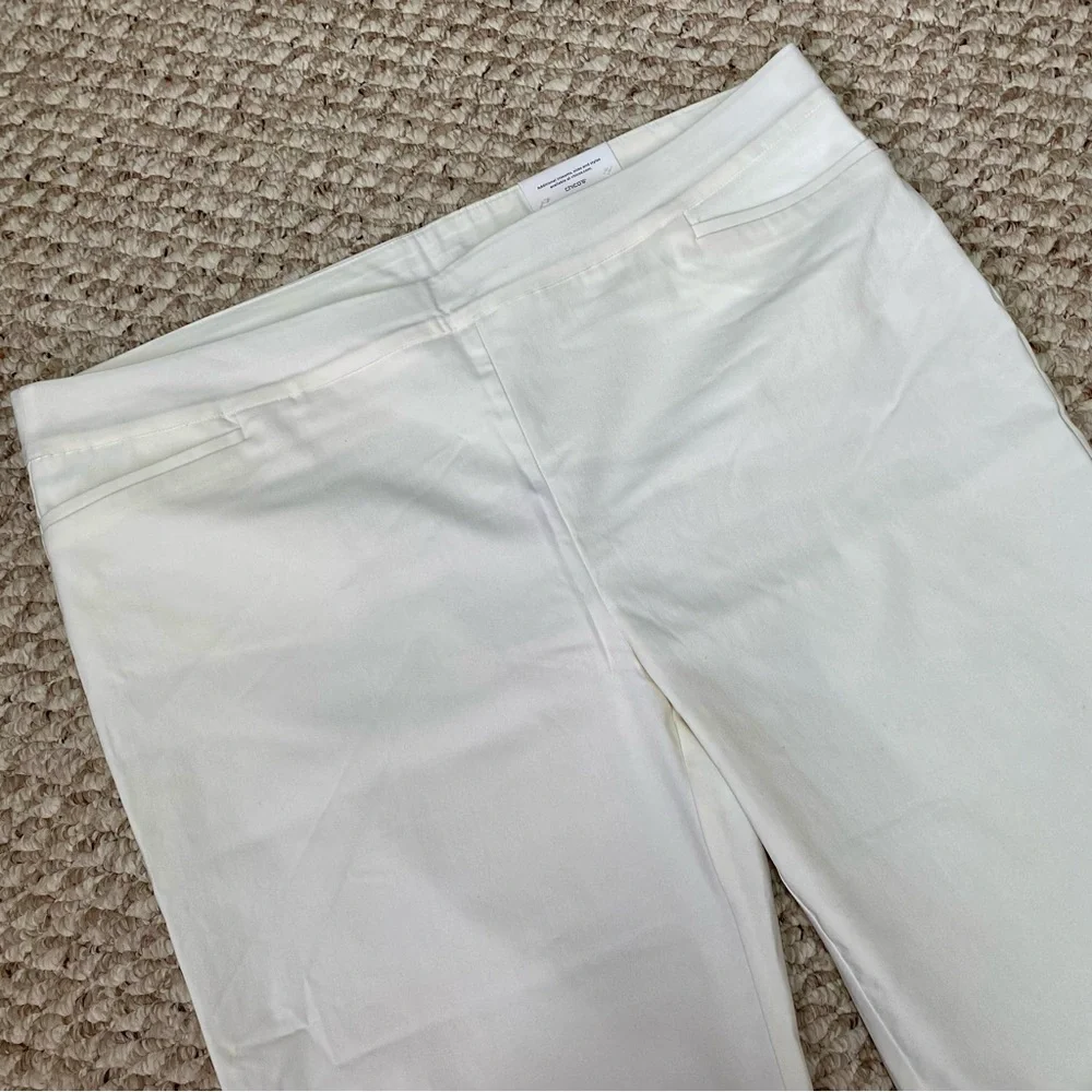 CHICO'S SO SLIMMING ""BRIGITTE SLIM LEG" CAPRIS - SIZE 18/20 (4) - Picture 3 of 11